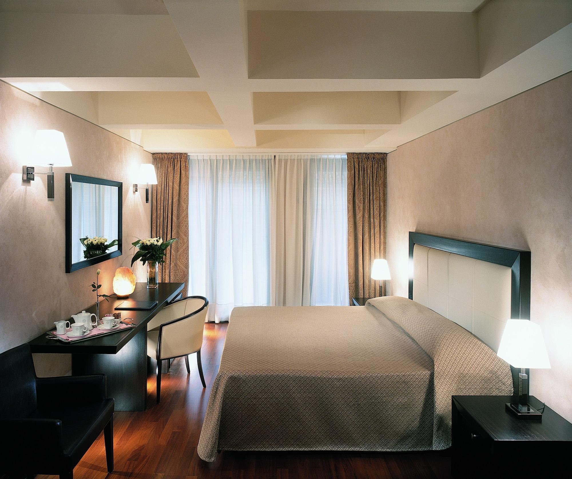 Hotel La Fenice Belpasso Bagian luar foto